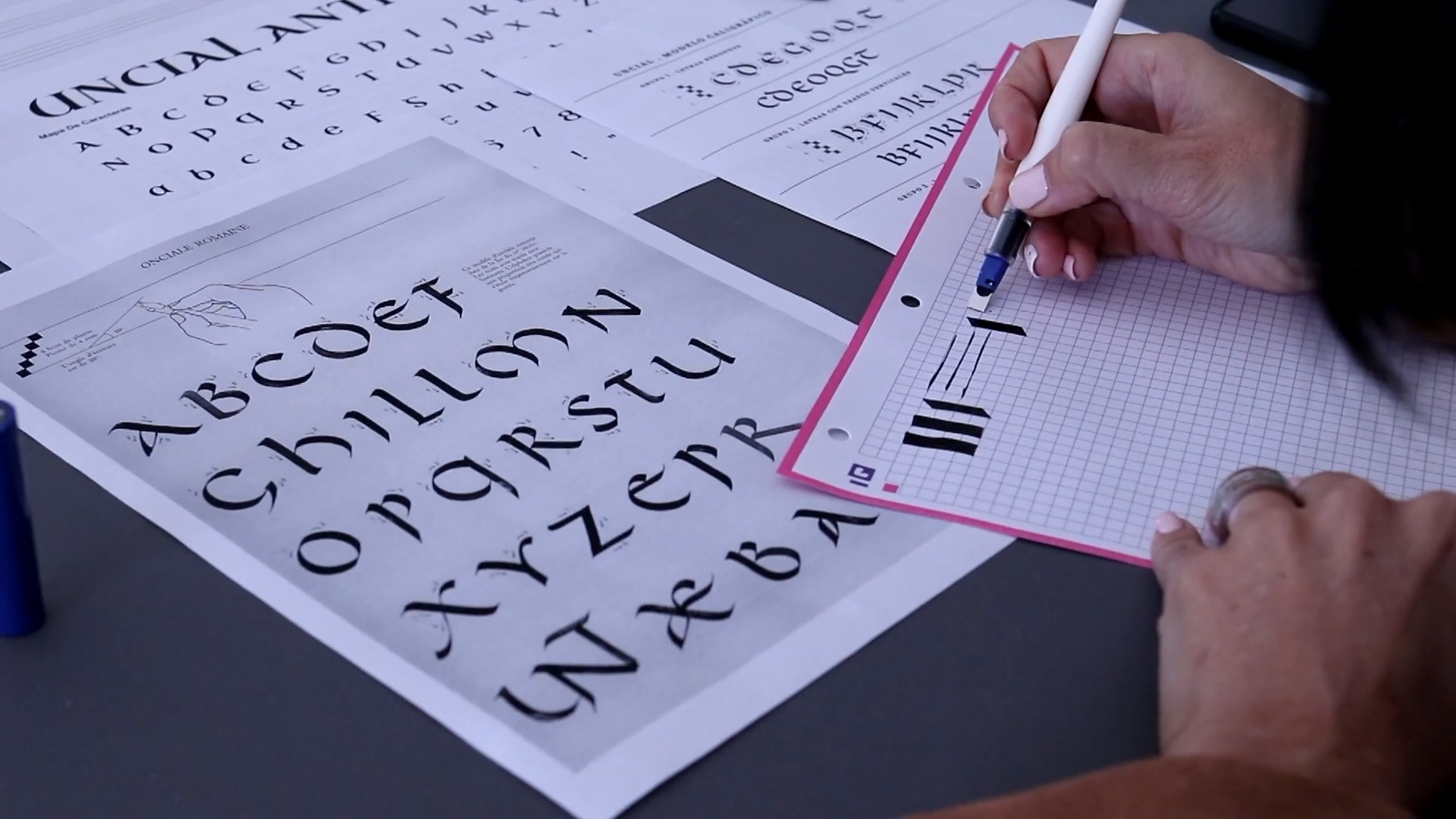 Taller de caligrafía “Imborrable Tebaida”