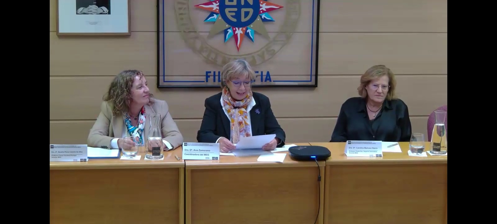 Mesa redonda en torno al Proyecto de Innovación Docente “Transformando la Investigación con la Perspectiva de Género: Oportunidades, Desafíos y Estrategias (TIP.GODes)”