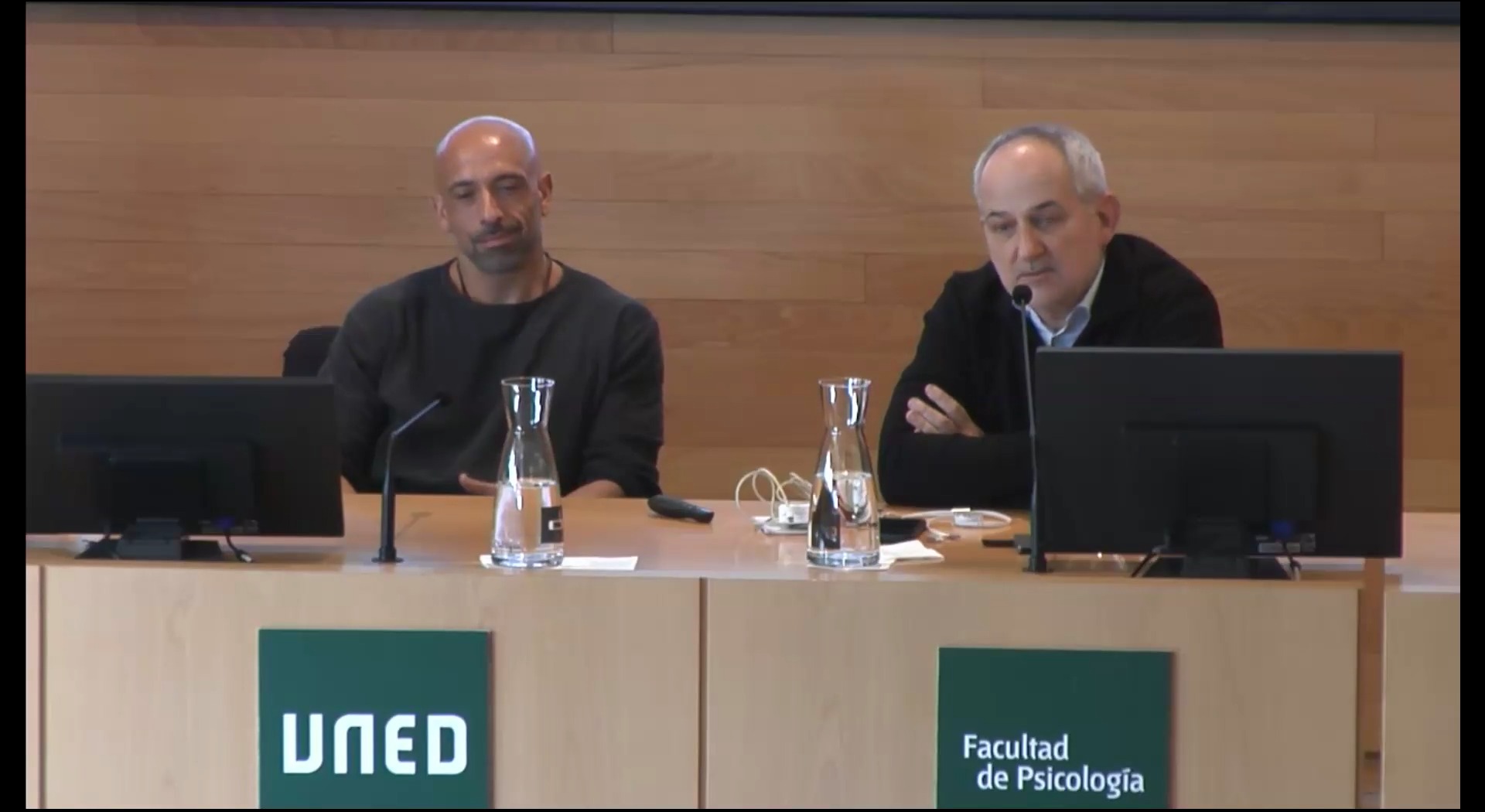 Mesa redonda y debate