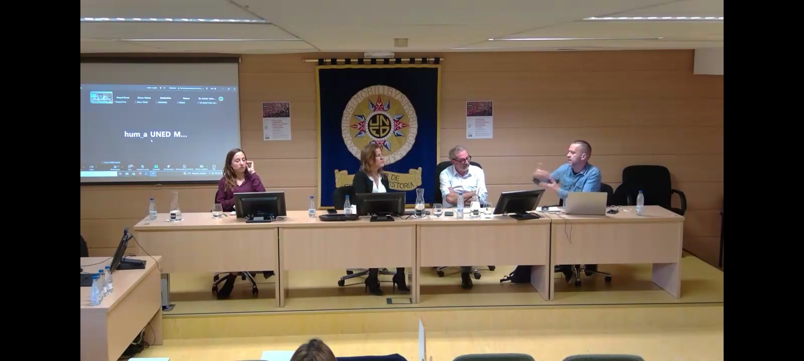 MESA 2: Transformaciones sociales y brechas de desigualdad