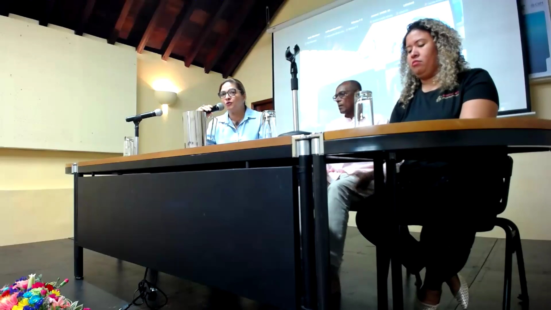 Presentación de la experiencia comunitaria: El buen vivir se construye en la Comuna Seis de Cartagena