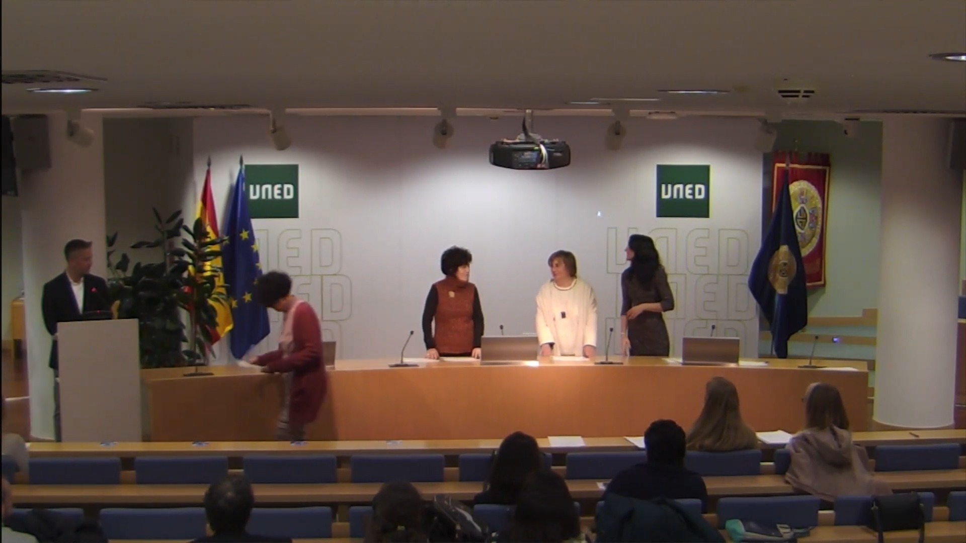 Acto de graduación de la 4ª edición del curso Competencias digitales para profesionales de la cultura y la creación