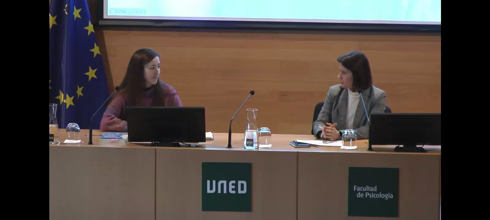 Segunda mesa: “Experiencias de estudiantes en el TFG”