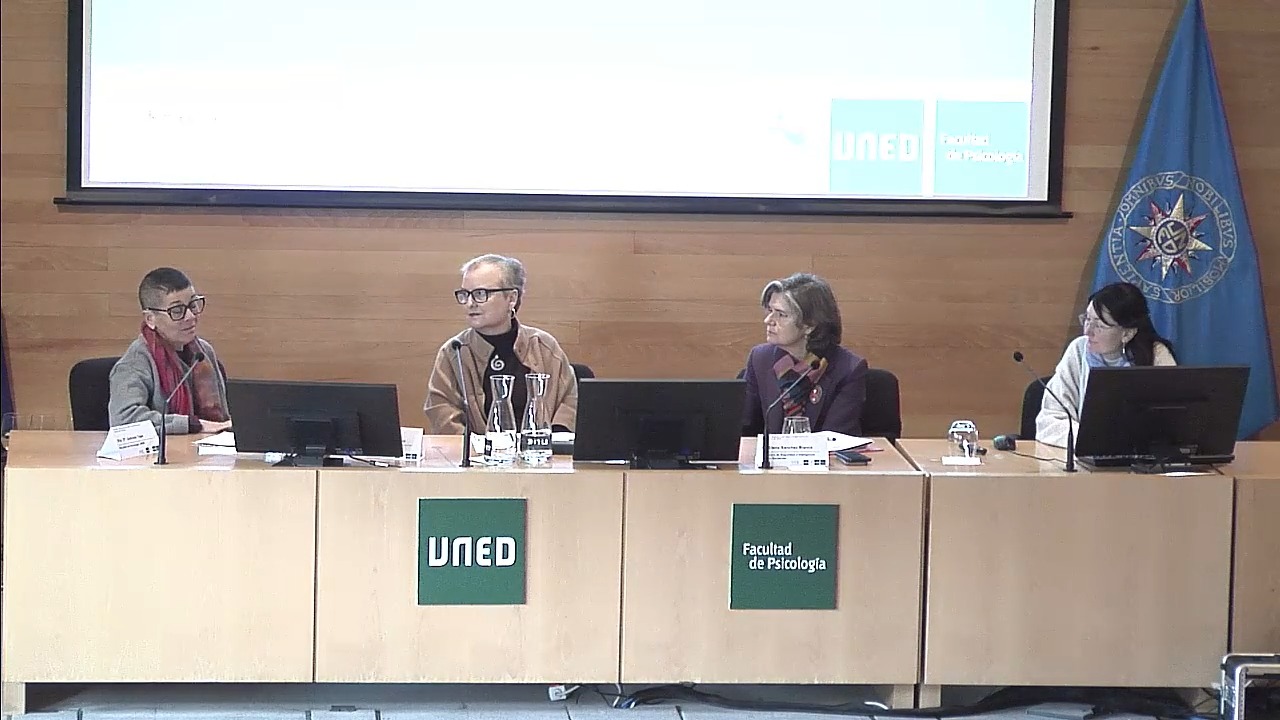 Mesa redonda “Balance final: lo que nos llevamos hoy”