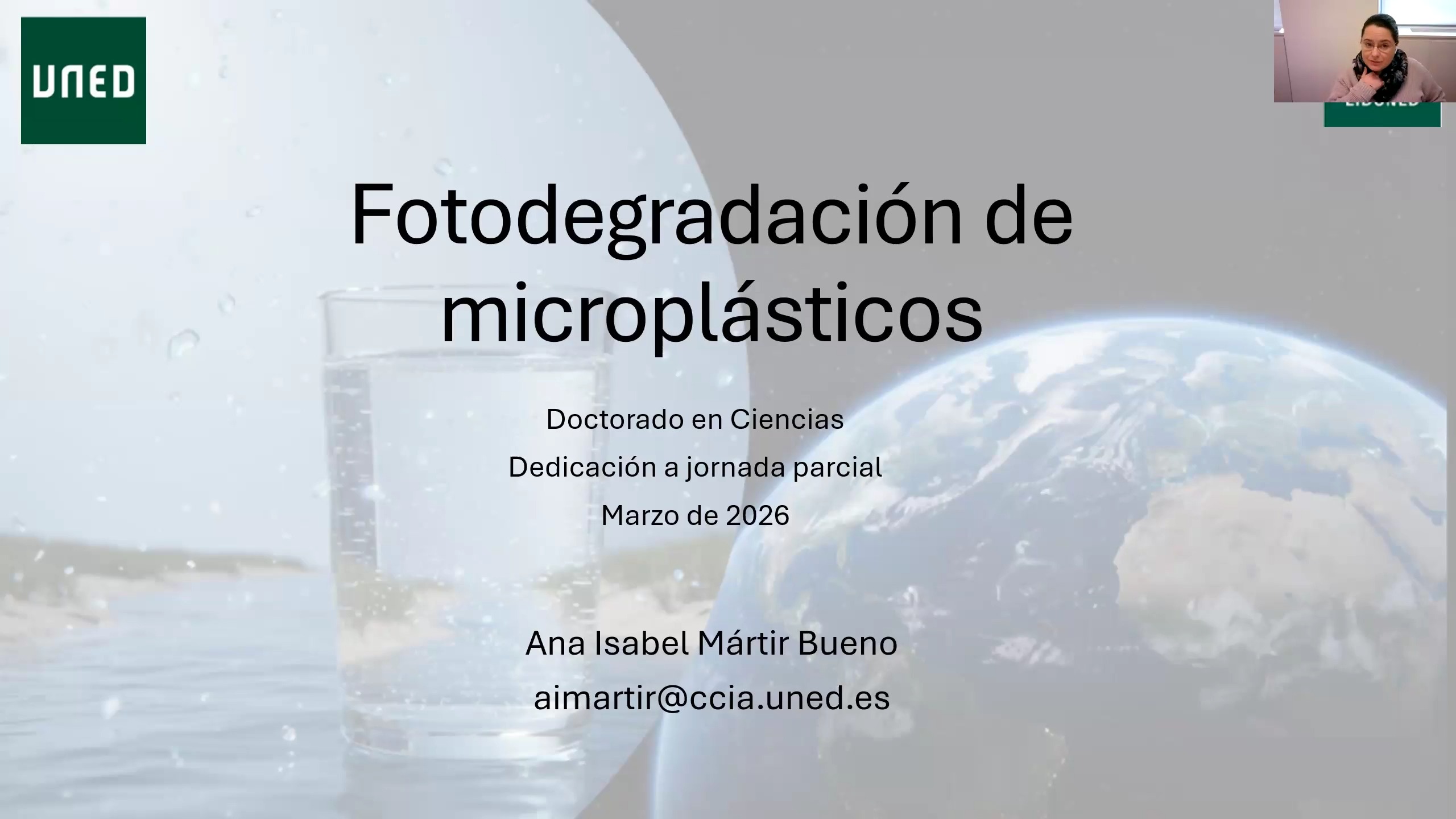 Fotodegradación de microplásticos