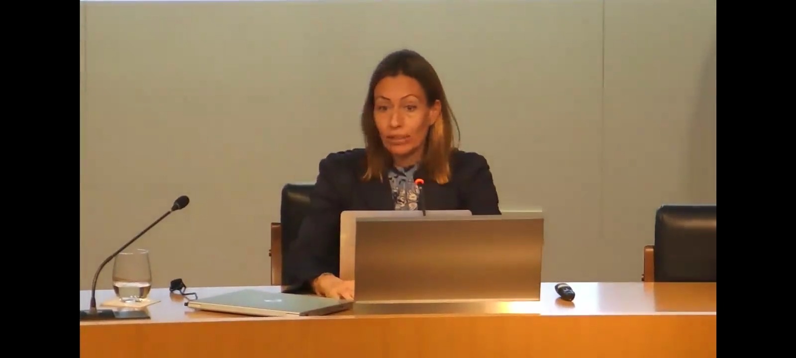 Dando voz a los estudiantes (mesa redonda)