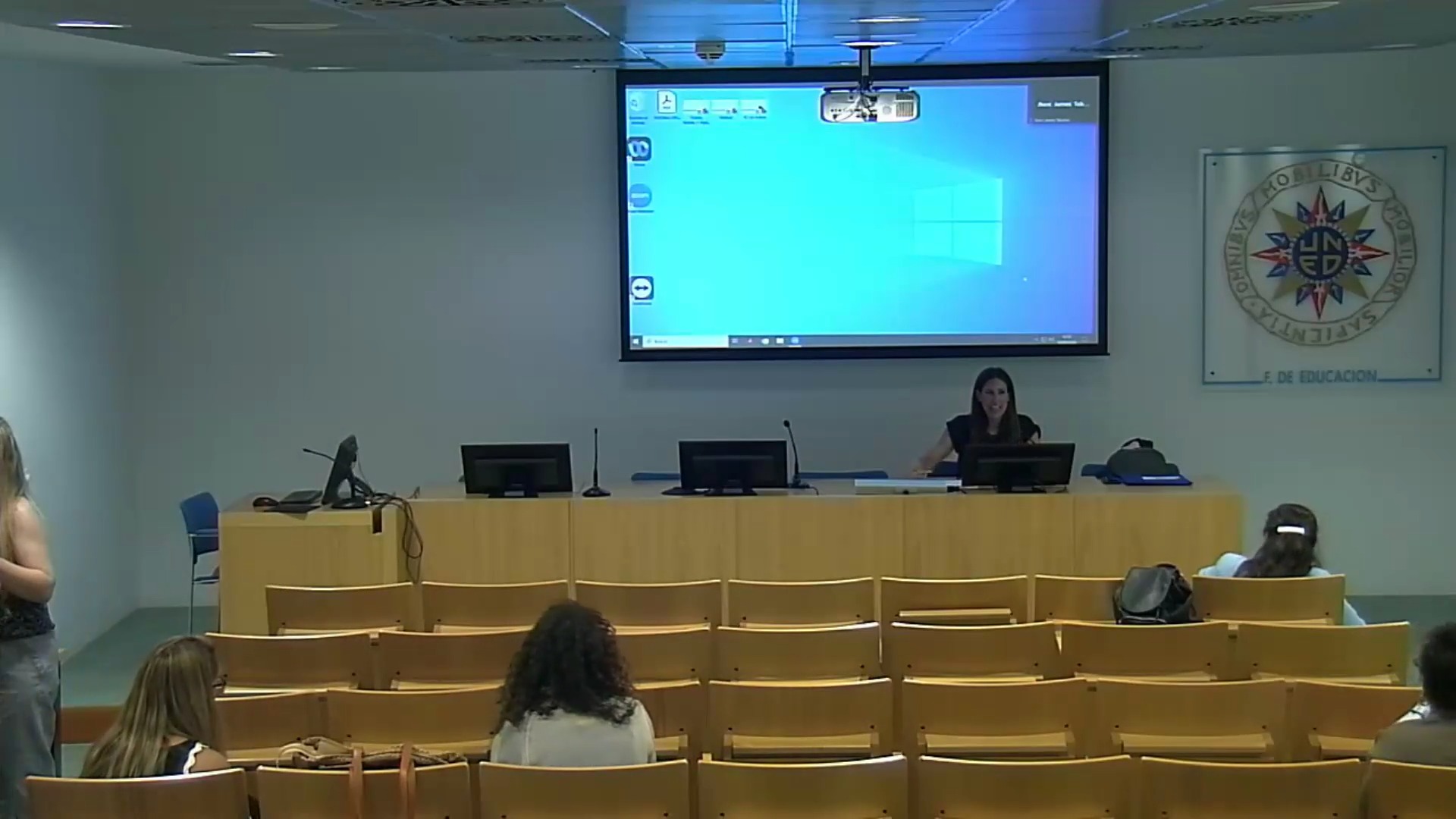 Sesiones Paralelas de Comunicaciones y Simposios