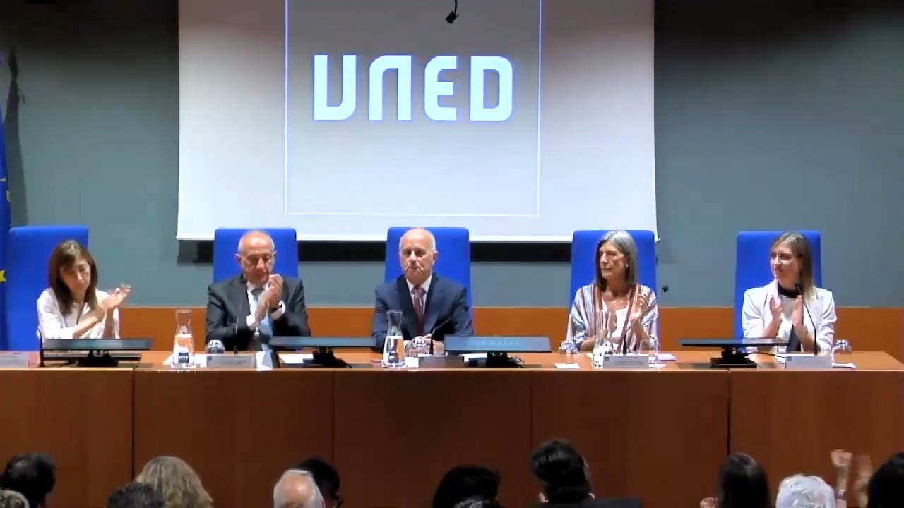 Toma de posesión decano de la Facultad de Geografía e Historia